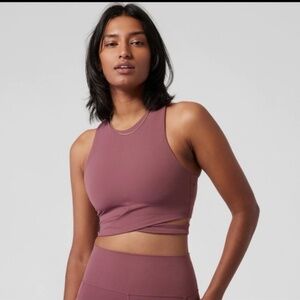 Athleta Conscious Crop Cutout - Small